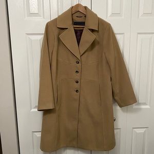 Tommy Hilfiger Tan Coat